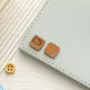 Etiqueta de Couro de Microfibra Desenho Animado, Etiqueta de Couro Estampada, Patch para Roupa, Etiqueta de Couro para Roupa de Boneca Pet DIY, Etiqueta de Urso com Rosto Sorridente