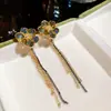 Pendientes de Borla con Forma de Gota de Agua y Circonita Azul Estilo Francés, Lujo Ligero y Sensación de Alta Gama, Pendientes de Moda Versátiles con un Diseño Único
