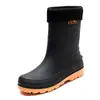 Botas de lluvia cortas transfronterizas para hombre, antideslizantes, impermeables, de moda, con forro polar, zapatos de goma, para trabajo en cocina, zapatos de agua, cubrebotas