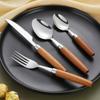 Cuchillo, tenedor y cuchara de acero inoxidable 304 transfronterizo, estilo japonés ins, vajilla con mango de madera, juego de cubiertos para comida occidental, estilo retro con logo