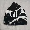 Moda Otoño e Invierno Versátil Letra 2025 Gorro de Punto Casual Europeo y Americano Cálido para Clima Frío Transfronterizo Europeo y Americano Unisex Gorro Tejido