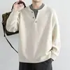 Suéter de Color Sólido Americano Falso Dos Piezas Cuello Henley para Hombre Otoño Marca de Moda Holgado Retro Versátil Casual Prendas de Punto Superior