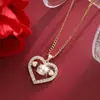 Colgante de Collar Precioso con Forma de Corazón para el Día de San Valentín Europeo y Americano con Diamantes Brillantes, un Símbolo de Amor Indiviso, Regalo de Joyería