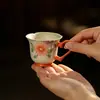 Taza de té de cerámica roja con forma de crisantemo, pintada a mano, con asa, para uso doméstico, juego de té Kung Fu, taza de maestro, taza individual