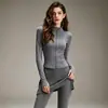 Conjunto Pilates Modelador Emagrecedor Top com Zíper Completo e Gola Alta Saia-Short com Cordão Ajustável Conjunto de Duas Peças