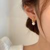 Pendientes de botón de perla con anillo hueco de aguja de plata S925 para mujer, elegantes, combinan con todo, de alta calidad, estilo Chanel, pendientes al por mayor