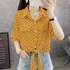 Camisa de gasa de manga corta con cordones y lunares ondulados de talla grande, novedad de verano 2024, prenda fina con protección solar y falda chal, top holgado para mujer