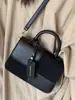 Bolso Pequeño Casual de Nicho para Mujer 2025 Otoño Nueva Moda Bolso Cuadrado Pequeño para Viajes Diarios Bolso de Hombro de Alto Valor
