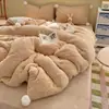 Juego de ropa de cama de cuatro piezas estilo INS girly de lana de cordero clase A y terciopelo de leche, engrosado y cálido para invierno, adecuado para dormitorios estudiantiles