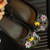 Dijes de Tulipán Azul Dopamina para Zapatos de Ballet, Zuecos y Tenis; Clips de Accesorios Desmontables Modernos y Divertidos