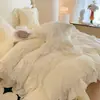 Juego de ropa de cama para bebé estilo princesa francesa de grado A para otoño/invierno de terciopelo de leche, incluye un juego de cuatro piezas con ribete de encaje, funda de edredón y sábana bajera