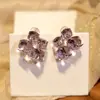 Brincos Geométricos Sólidos de Cristal Rosa Super Flash Elegantes Doces Nicho Luxo Leve Simples para o Dia a Dia para Mulheres