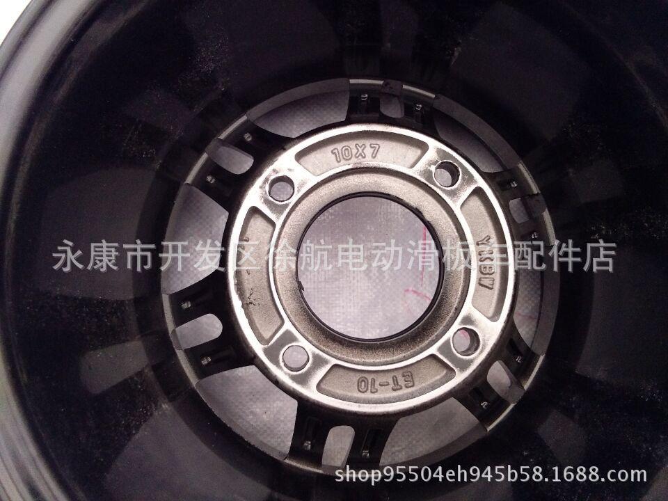 39EC8B2C98A77D4A36E10AE4E1E3E7