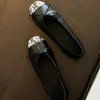 Zapatos estilo ballet con puntera redonda y lazo en color block único, de corte bajo y con un aumento interno de altura de 3 cm ~ Mary Janes para mujer