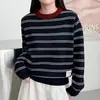 Suéter de punto a rayas con cuello redondo y bloques de color de manga larga, un diseño elegante y único para mujer, perfecto como capa interior o camiseta básica para otoño e invierno