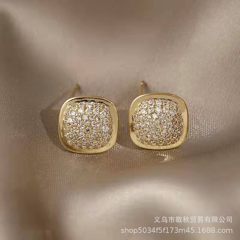 c92fc2b8-3d85-4611-a4b8-eab20b