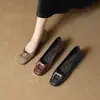 Sapatos rasos de couro macio estilo francês para mulheres, sapatos versáteis de trabalho vintage de outono com bico quadrado, sapatos femininos de sola macia e resistentes ao desgaste