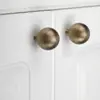 Manija de Armario Estilo Antiguo de Latón Bronce Francés Vintage para Puerta de Mueble Cajón de Gabinete de un Solo Agujero