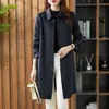 Gabardina de longitud media para mujer 2026 Primavera/Otoño Nuevo Estilo Moda Versátil Adelgazante Elegante Abrigo Moderno