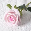 Rosas de Terciopelo Sintético Cuidadosamente Seleccionadas para San Valentín Decoración de Boda para el Hogar Pared de Flores Tacto Flores Sintéticas Flores Artificiales Falsas
