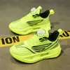 Zapatos de Hombre con Hebilla Giratoria Verano Antideslizantes Resistentes al Desgaste Niños Medianos y Grandes Deportivos Amortiguación de Impactos Baloncesto Casual Superficie de Malla Zapatos de Correr para Estudiantes