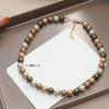 Collar de perlas de color mixto para mujer beizhu Shijia cadena para la clavícula otoño e invierno Maillard Nuevo cadena de suéter de lujo ligero gradiente avanzado