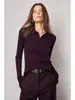 JISGN: Una capa base de punto suave y amigable con la piel con un toque de oro, que encarna elegancia y sofisticación.. Hilo Yangzi alemán, cuello POLO