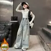 Pantalones vaqueros para niña, modernos y elegantes para otoño e invierno, pantalones de pierna ancha, pantalones rectos holgados estilo coreano con forro polar y engrosamiento para niños mayores