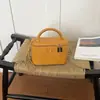 Bolso pequeño suave y elegante 2026, bolso de hombro de alta gama para el día a día, bolso texturizado y bolso cruzado