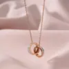 Collar de Doble Anillo Nuevo de Acero de Titanio Europeo y Americano Anillo de Pareja Cadena de Clavícula con Eslabones Diamante Elegante Versátil Popular en Internet Accesorios de Moda