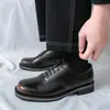 Zapatos de Cuero para Hombre Estilo Nuevo 2025 con Acabado Pulido, Punta Puntiaguda, Zapatos Derby Estilo Británico, Calzado Casual de Negocios Formal, Talla Grande, Zapatos de Boda para Novio