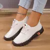 Sapatos Casuais Femininos de Solado Grosso para Primavera e Verão com Solado Macio para Mães, Atacado Transfronteiriço de Tamanho Grande