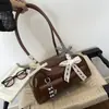 Bolso de mano de cuero encerado de moda para mujer, nuevo tote de gran capacidad para el día a día 2026, bolso versátil de hombro y para el antebrazo