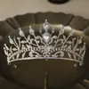 Estilo Europeo Transfronterizo Caliente Boda Nuevo Tocados con Pedrería Cristal Corazón Redondo Aleación Corona Nupcial