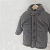 Roupas infantis da Coreia do Sul para meninos e meninas casaco outono e inverno novo estilo estrangeiro cor sólida com capuz forrado de fleece quente folgado acolchoado de algodão casaco tendência