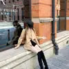 Jaqueta corta-vento casual versátil e moderna com laço Outono 2026 Estilo Coreano Feminino Cáqui Peça de Outerwear