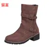 Em estoque Dropshipping Novo Comércio Exterior 2026 Inverno Europeu e Americano Comércio Exterior Tamanho Grande Meia-panturrilha Botas Femininas Individuais Botas Martin Botas de Neve