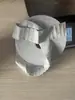 A tira de encadernação com fio de corte horizontal de Xiao Ying tem 33.