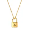 Collar de Acero Inoxidable con Colgante de Acero de Titanio Chapado en Oro de 18K Transfronterizo Europeo y Americano 19mm Candado Grabado con Láser 26 Iniciales Personalizadas