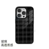 Comércio Exterior Venda Quente Estilo Britânico Capa de Celular Xadrez Preto e Cinza para iPhone 17/18 Pro Max Capa Protetora de Vidro Atacado