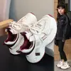 Nuevas Zapatillas Blancas para Niñas Otoño 2026, Zapatos Ligeros y Suaves para Niñas Primavera, Modelo Popular