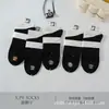 Série Xin Shiyu Outono e Inverno Novo Estilo Meia de Algodão Espessa All-In-One de Cano Médio, Meias Lisas de Ponto Duplo Perfumadas, Modernas e Versáteis