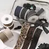 Corte Recto/Patrón de Borde Cuadros Flocado Estampado de Leopardo Cinta Accesorios para Hacer Pinzas de Pelo DIY Ramo de Cinta Empaque de Caja de Regalo