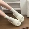Pantuflas cómodas de EVA con suela gruesa para mujer, para uso en interiores en casa en verano, pantuflas antideslizantes para baño de pareja para mujer