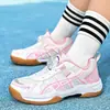 Nuevos Zapatos de Bádminton Malla Transpirable Niños Estudiante Zapatos Deportivos Niños Medianos y Grandes Suela Suave Zapatos de Tenis de Mesa En Stock Exterior