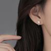 Yixuan Estilo Occidental Estilo Celebridad de Internet Hebilla de giro de tornillo Pendientes de Estrella Mini Pendientes de Estrella de Zirconia Colorida Brillante Chica Popular