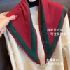 Novo cachecol de tricô TikTok mesmo original pequena bola dourada fecho magnético cachecol triângulo proteção para o pescoço outono e inverno cachecol quente roupa íntima