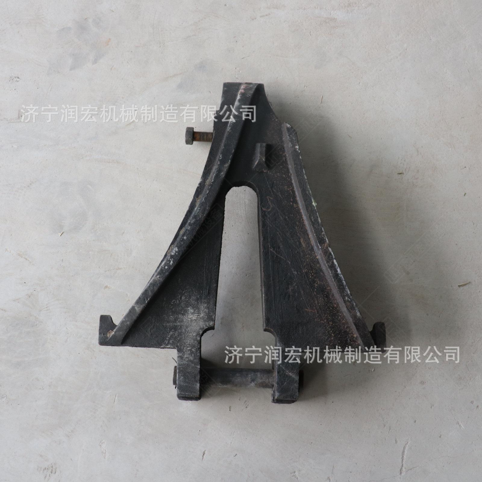 60轨人字形复轨器