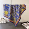 Pañuelo Cuadrado Shawl Estampado de Cadena Seda Sintética Versátil de Alta Gama Bufanda de Cuello Pañuelo para la Cabeza Pañuelo de Seda Bufanda para Mujeres