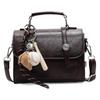 Bolsa pequena de mão com textura americana para mulheres, nova bolsa de viagem estilo britânico, moderna e versátil, de ombro único, transversal, 2025